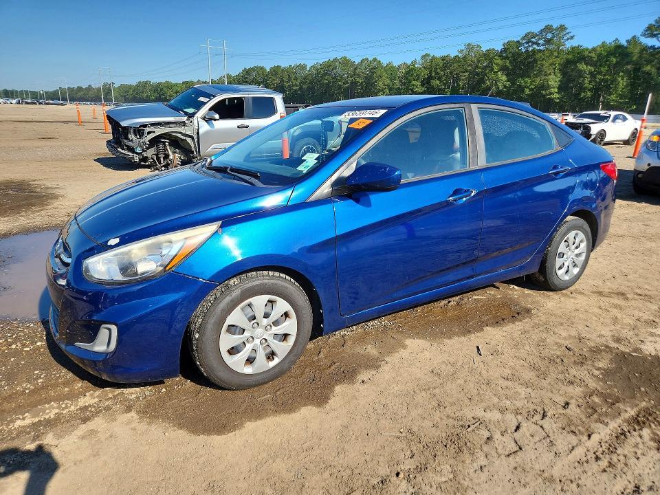 2017 Hyundai Accent — фото 1
