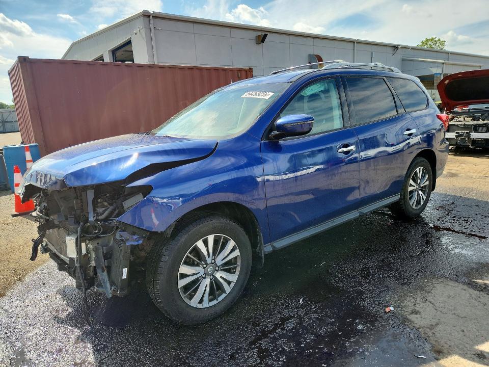 2017 Nissan Pathfinder — фото 1
