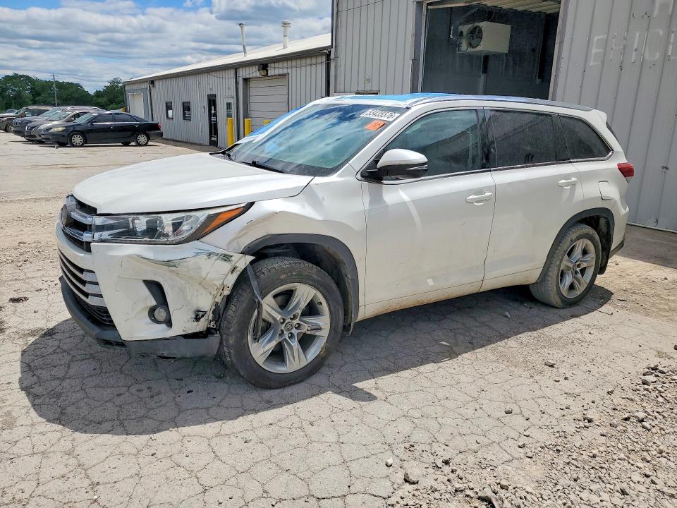 2018 Toyota Highlander — фото 1