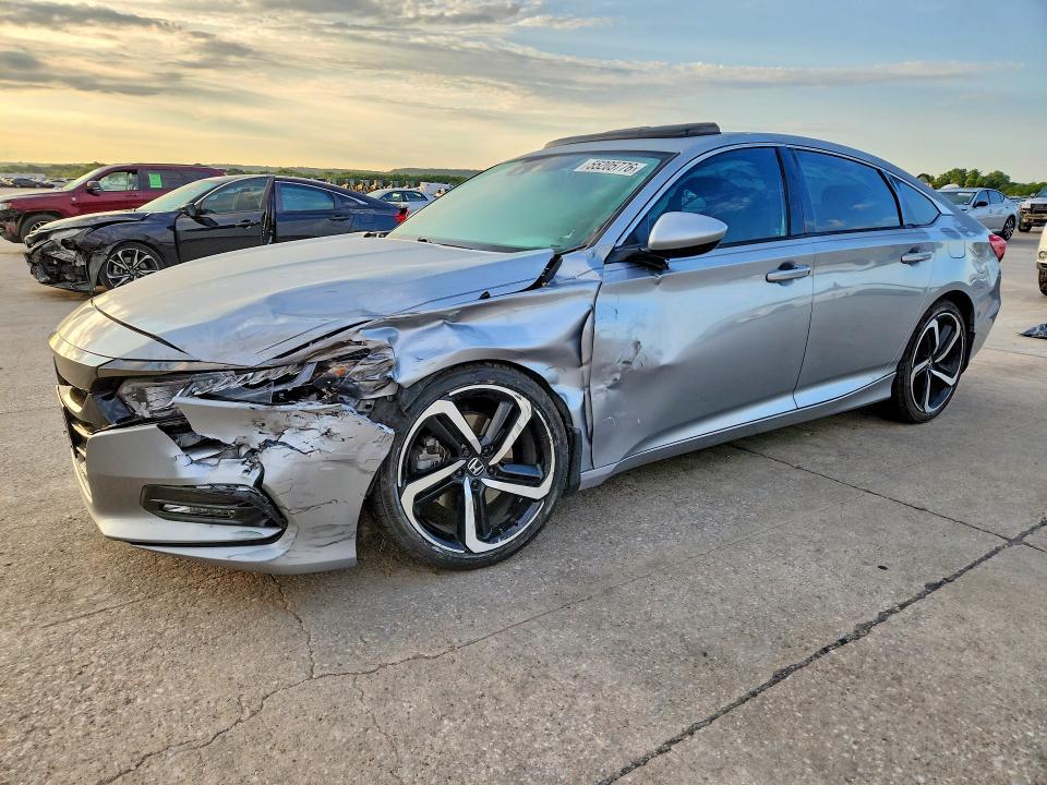 2020 Honda Accord — фото 1