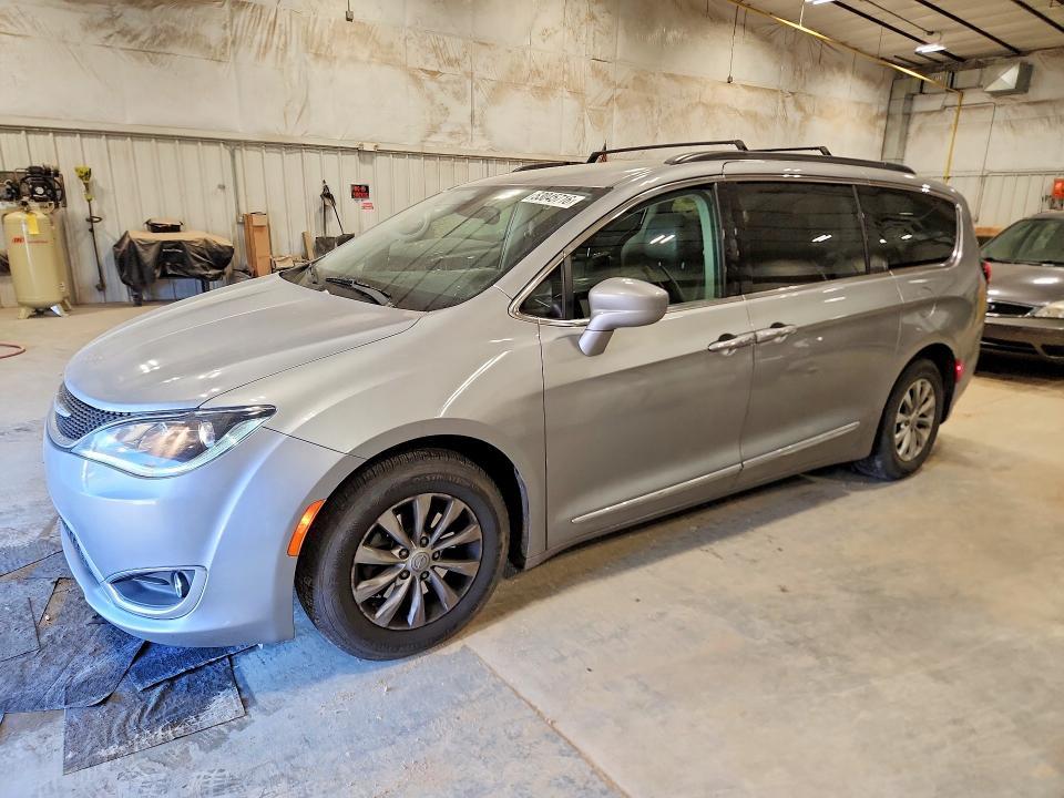 Chrysler Pacifica