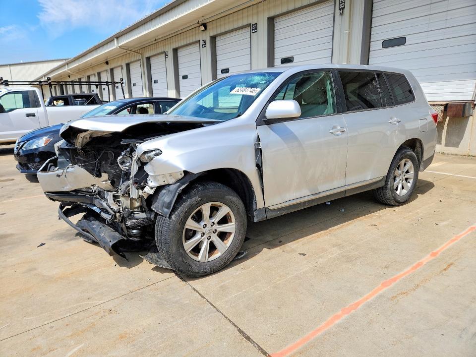 2013 Toyota Highlander — фото 1