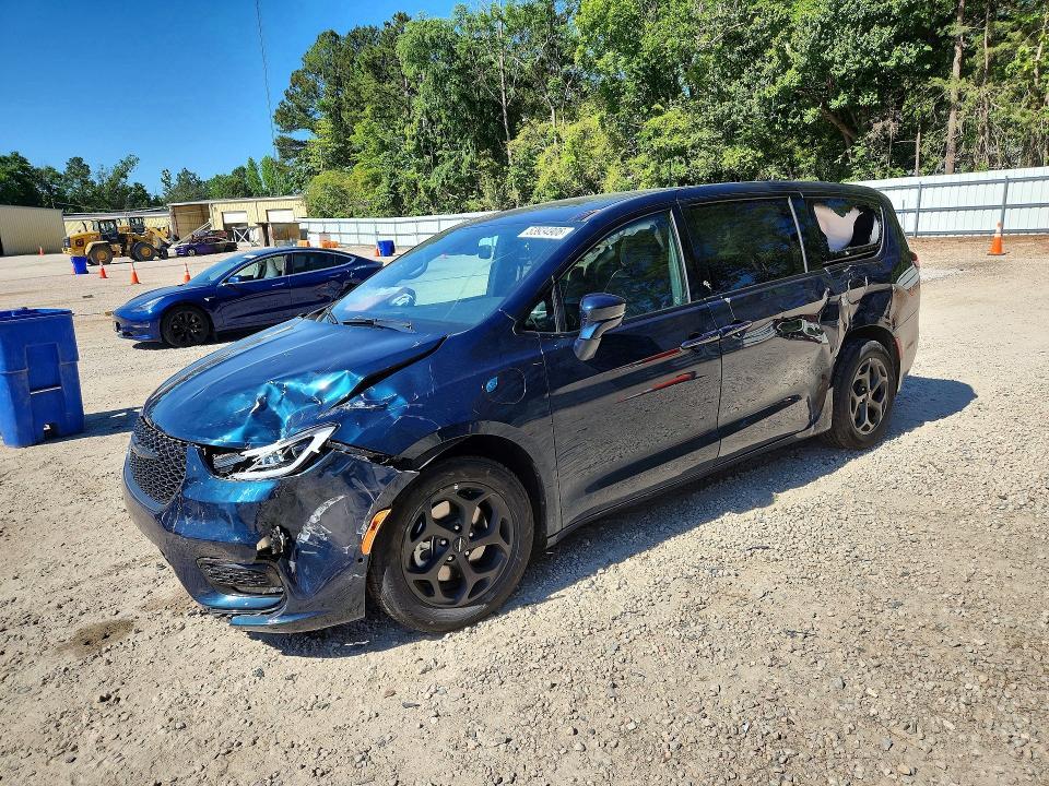 Chrysler Pacifica