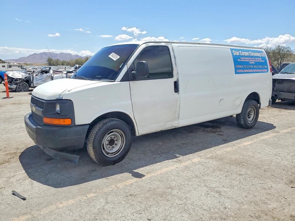 2017 Chevrolet Express G2500 — фото 1
