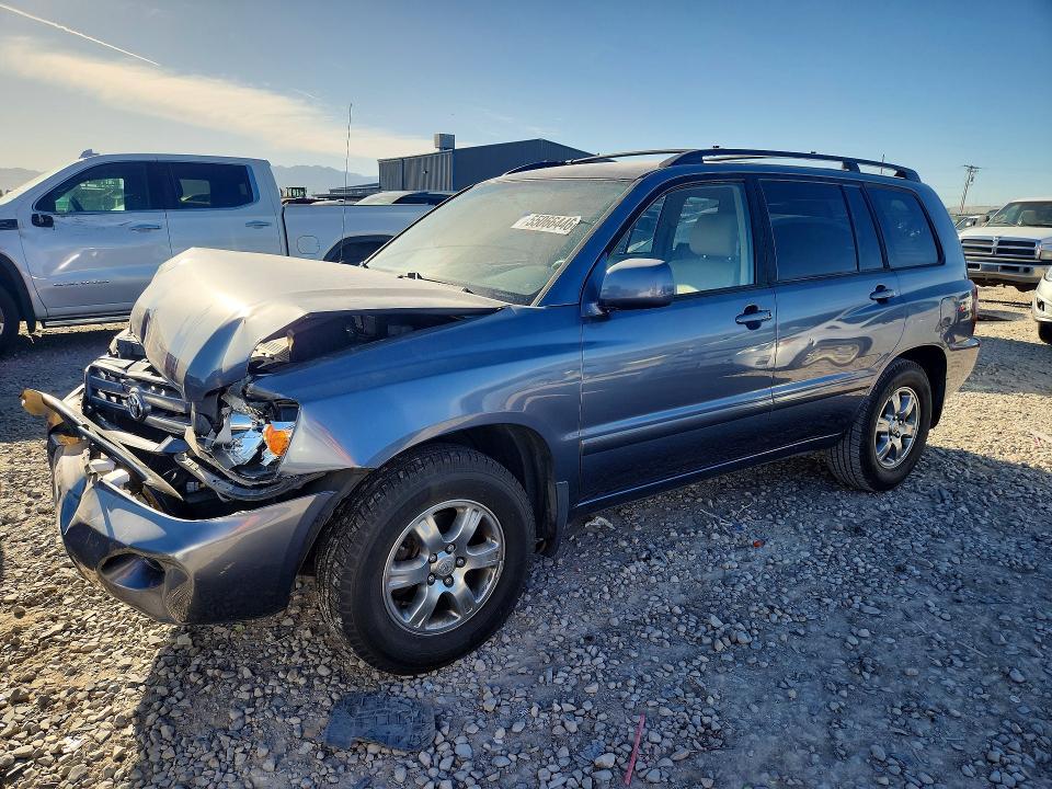 2004 Toyota Highlander — фото 1