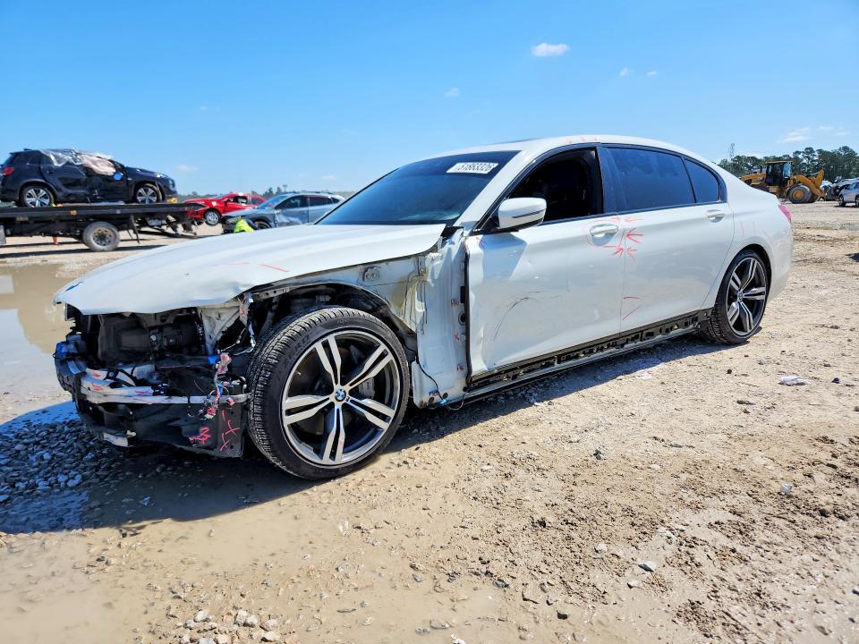 BMW 750