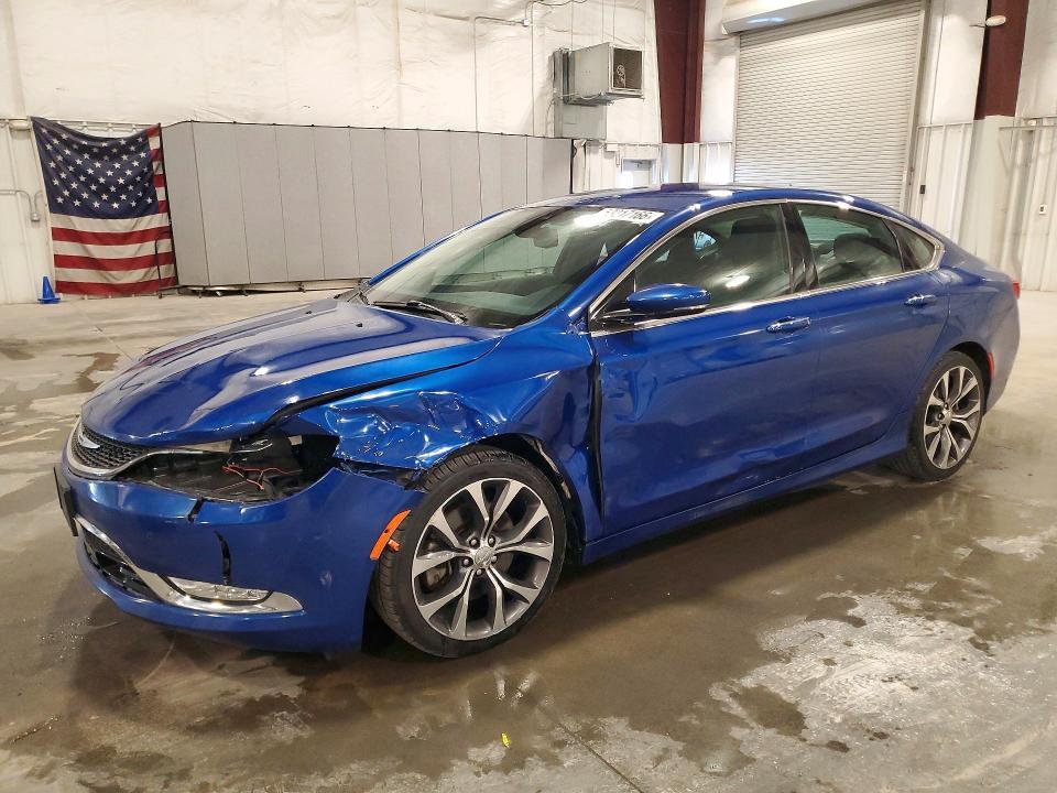 Chrysler 200