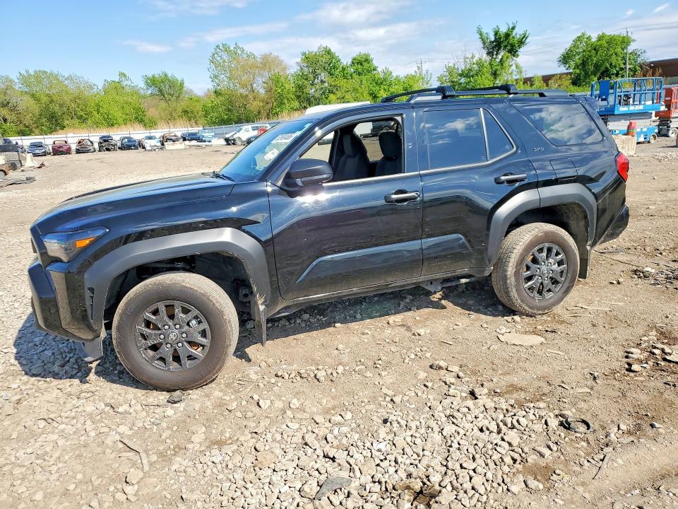 2025 Toyota 4Runner — фото 1