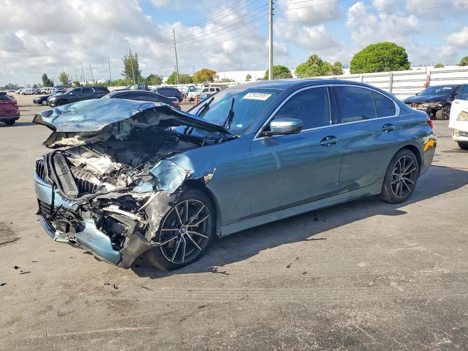 BMW 330I
