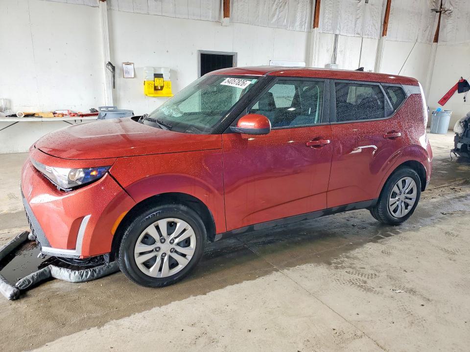 2025 Kia Soul — фото 1