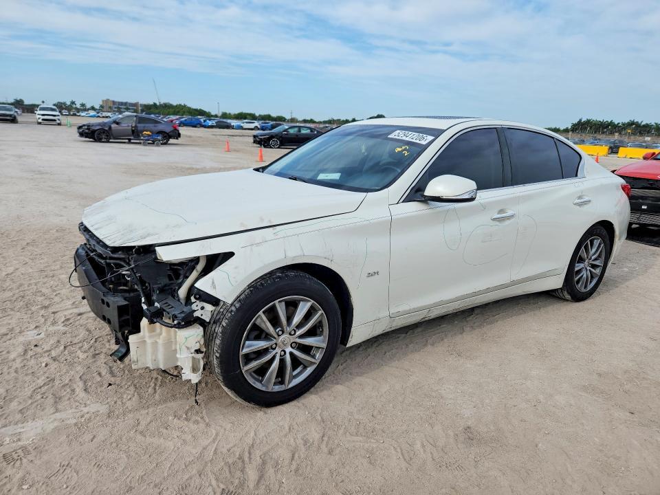 Infiniti Q50