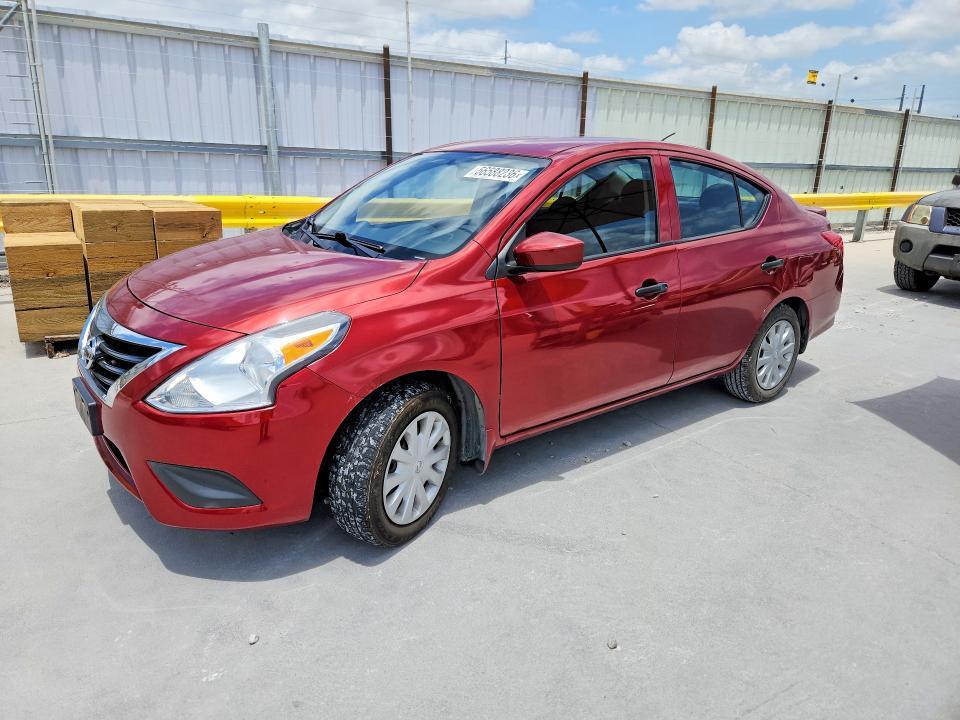 2017 Nissan Versa — фото 1