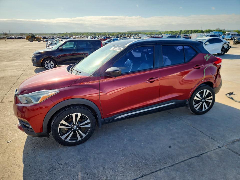 2019 Nissan Kicks — фото 1
