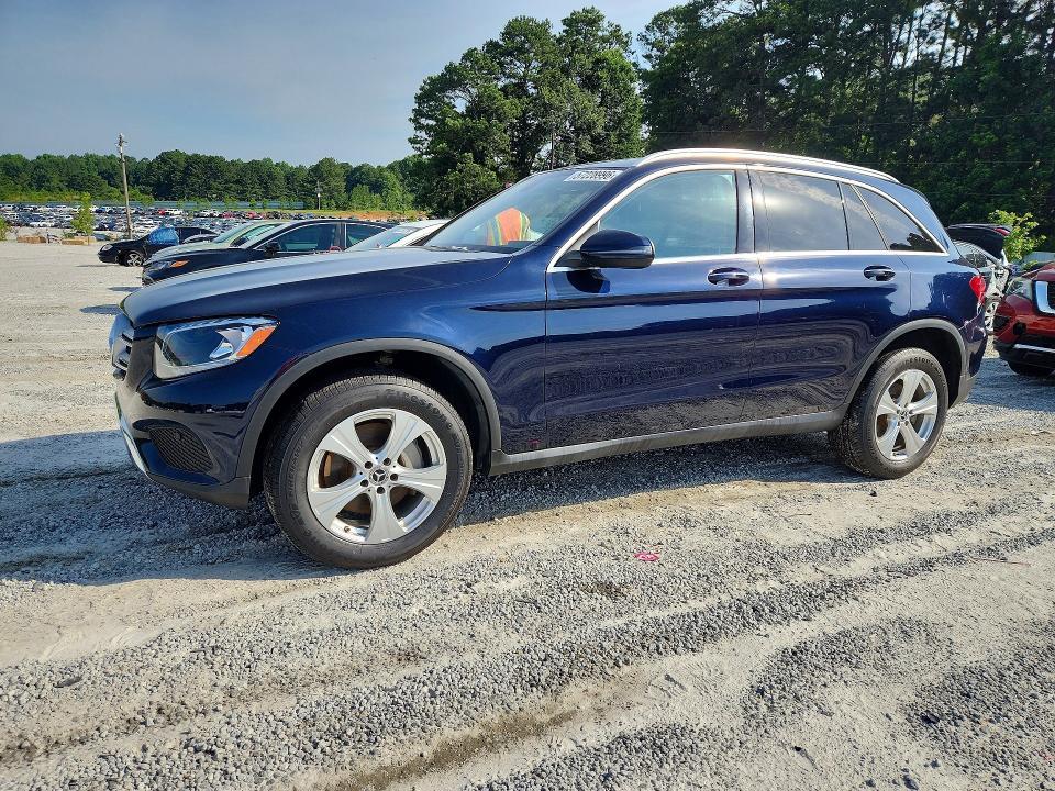 2017 Mercedes-Benz Glc — фото 1