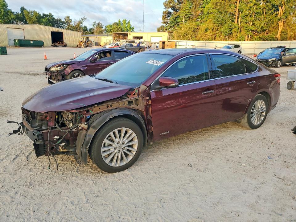 Toyota Avalon Hybrid