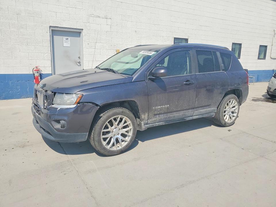 2015 Jeep Compass — фото 1