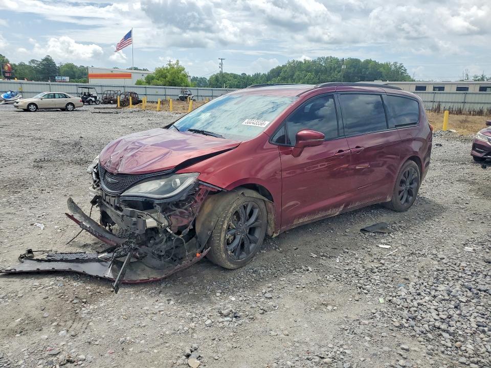 2019 Chrysler Pacifica — фото 1