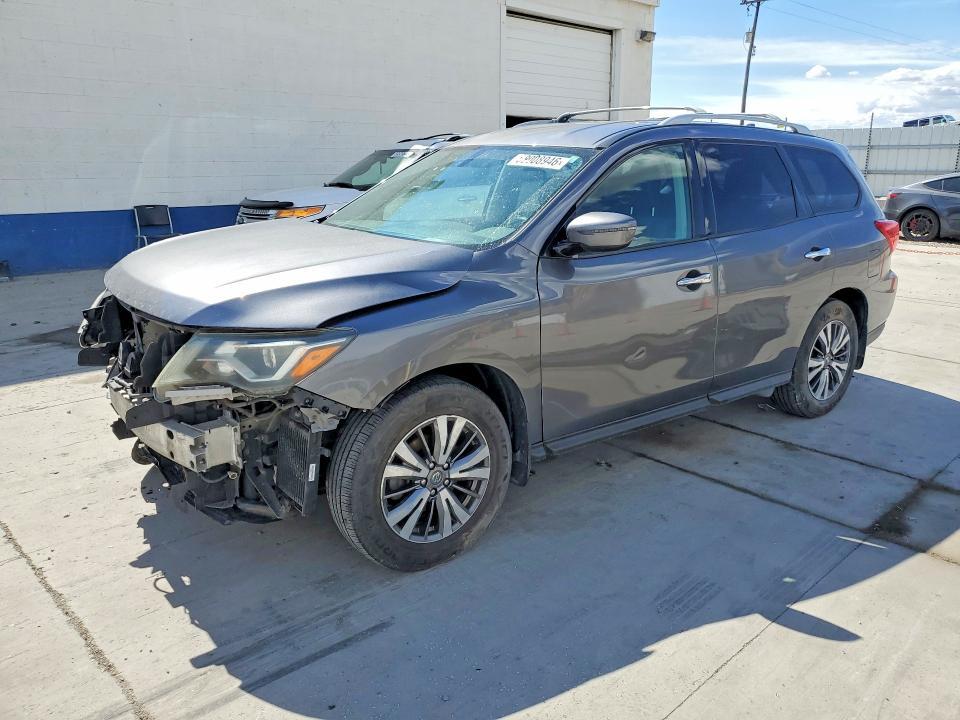 2020 Nissan Pathfinder — фото 1