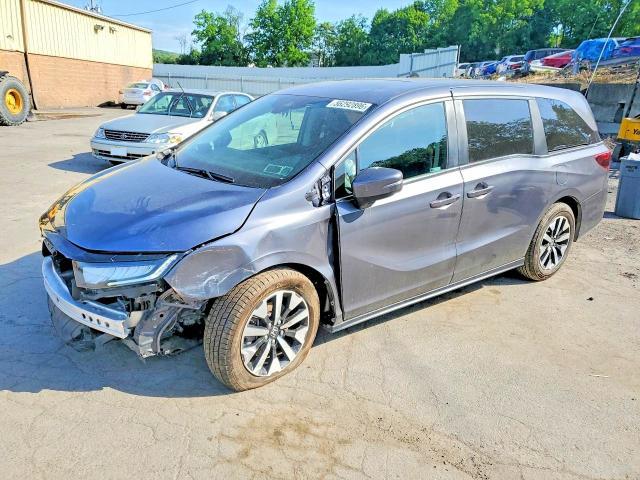 2025 Honda Odyssey — фото 1