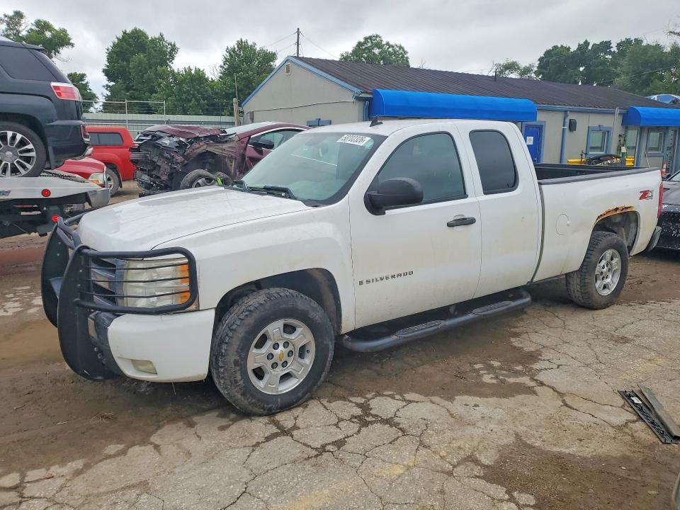 Chevrolet Silverado