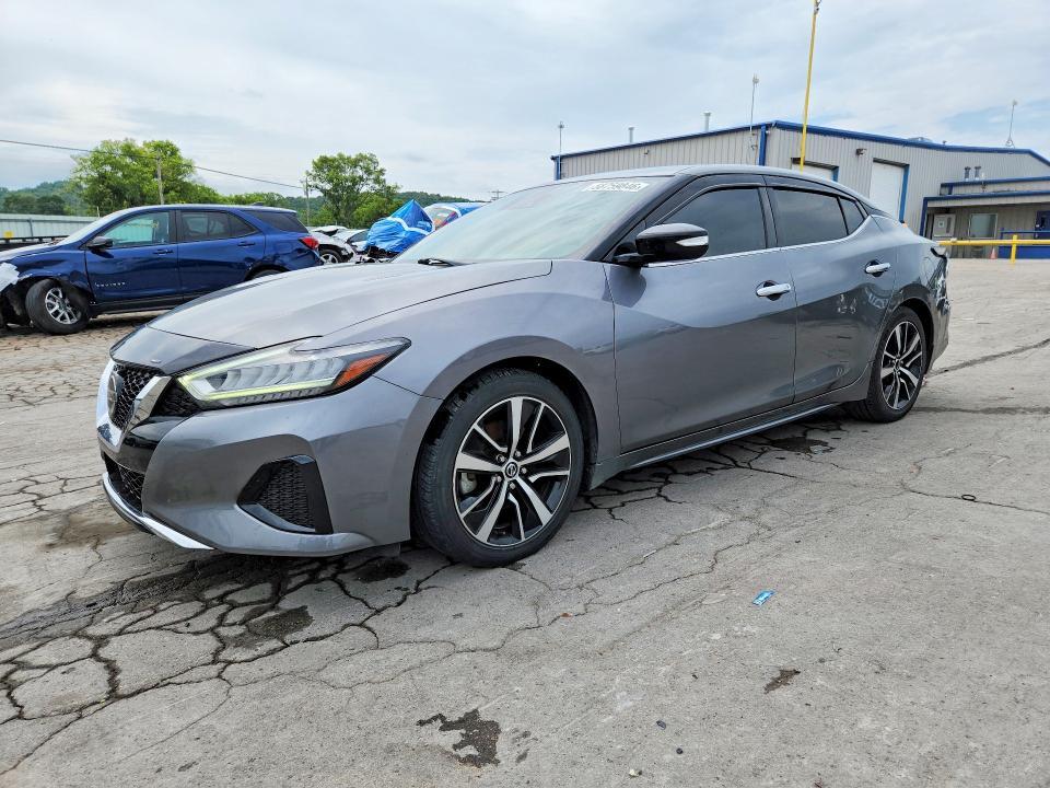 Nissan Maxima