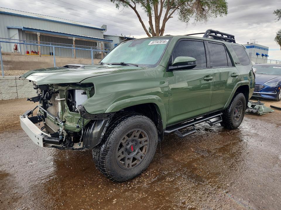 2020 Toyota 4Runner — фото 1