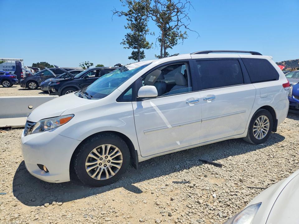 Toyota Sienna