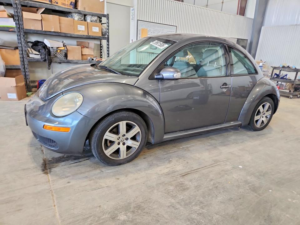 2006 Volkswagen New Beetle — фото 1