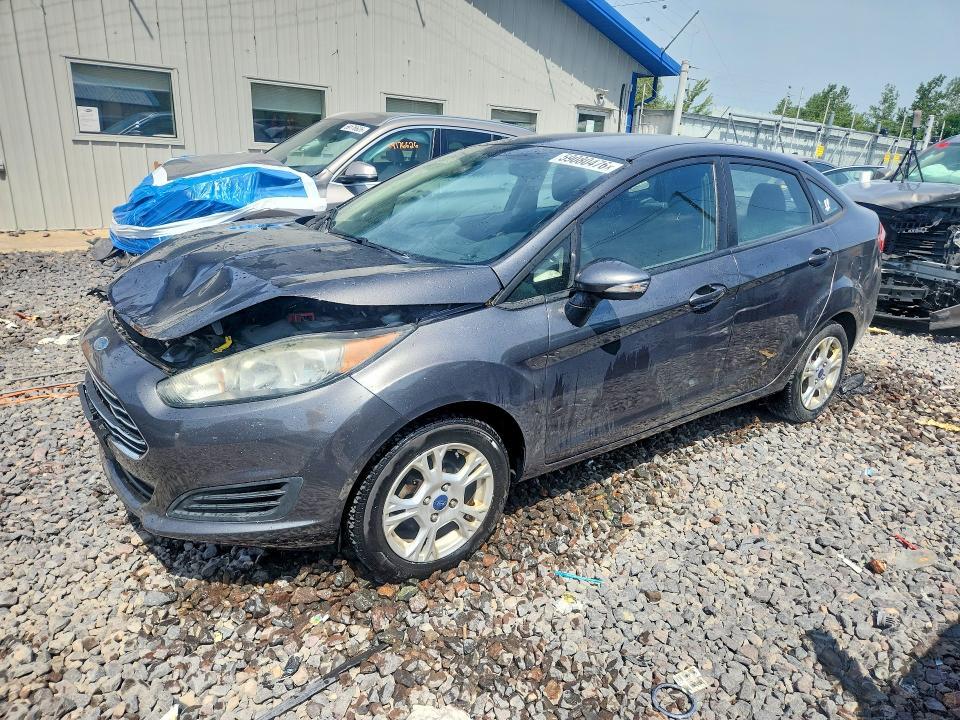 2016 Ford Fiesta — фото 1