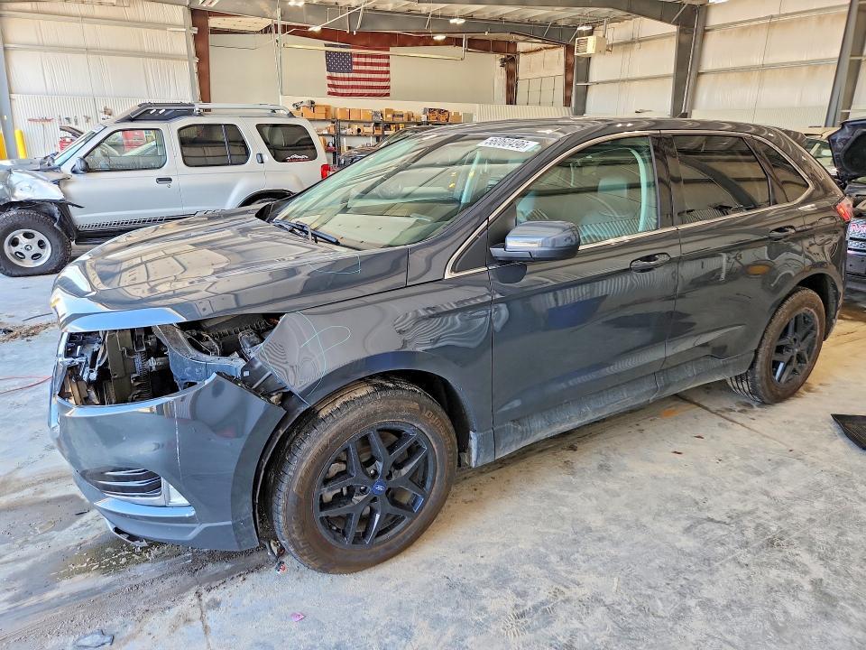 2021 Ford Edge — фото 1