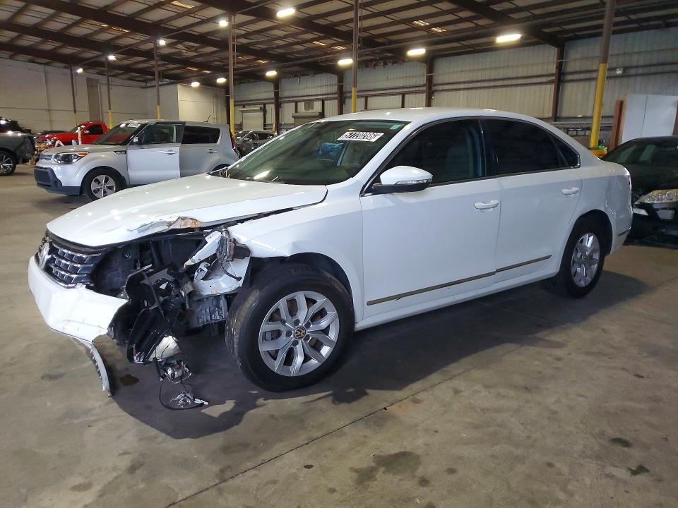 2017 Volkswagen Passat — фото 1