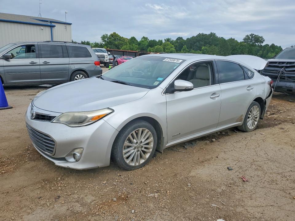 Toyota Avalon Hybrid
