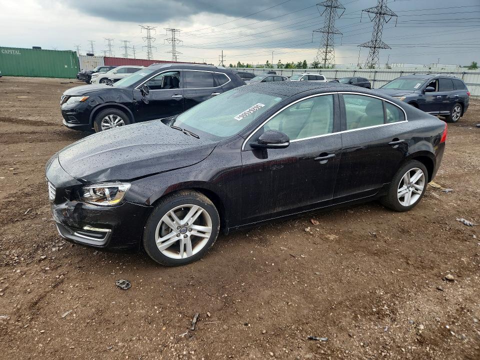 2015 Volvo S60 — фото 1