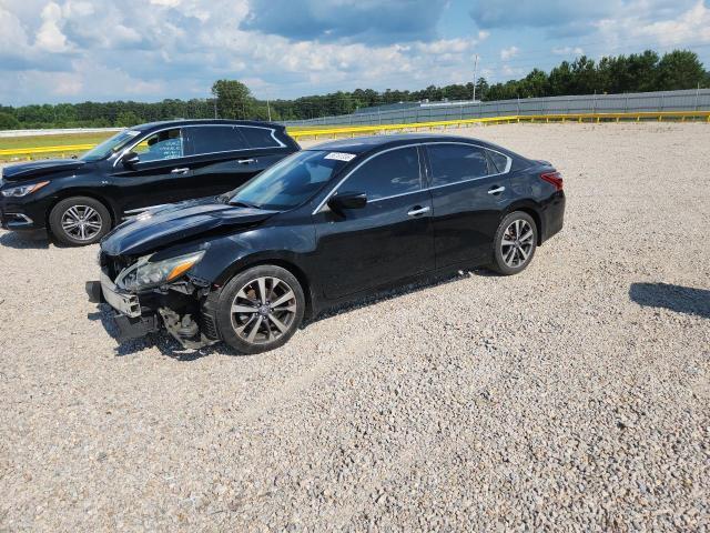 2017 Nissan Altima — фото 1