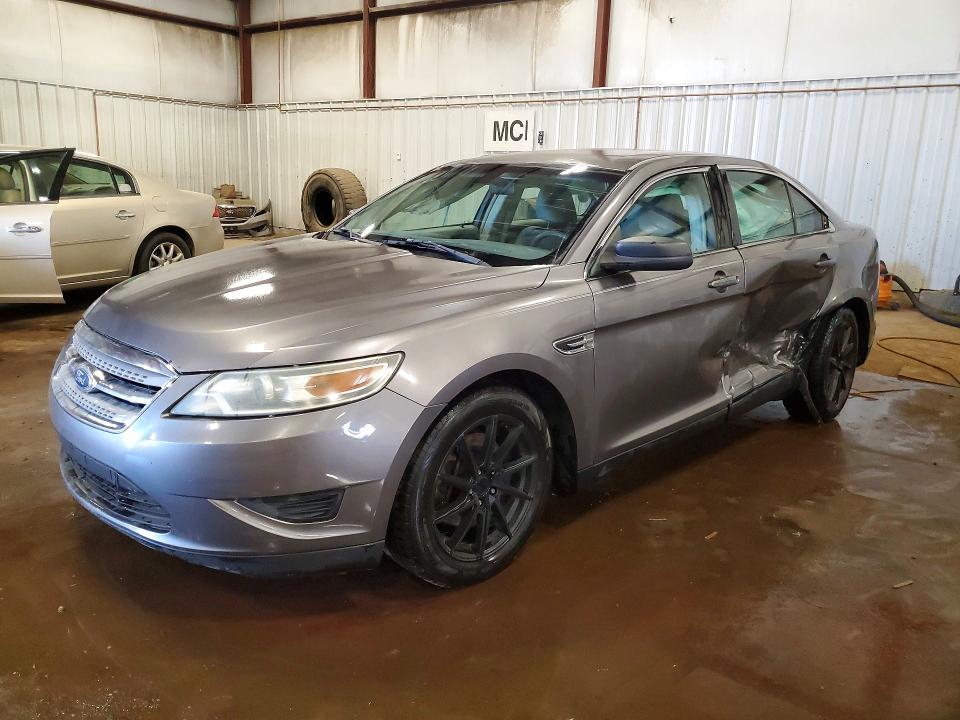Ford Taurus