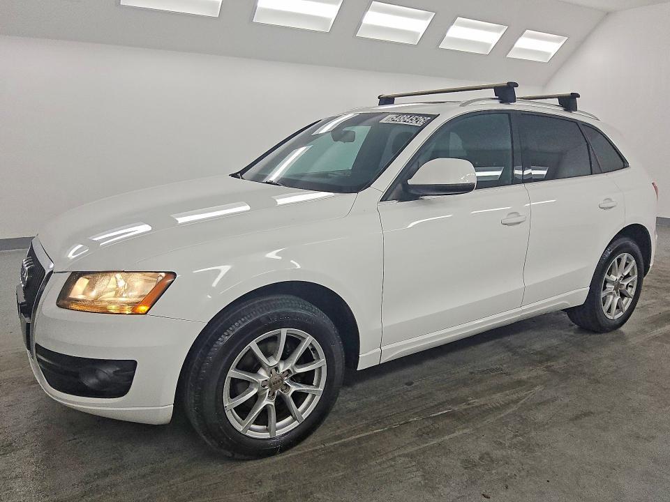 2010 Audi Q5 — фото 1