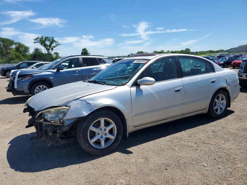 Nissan Altima