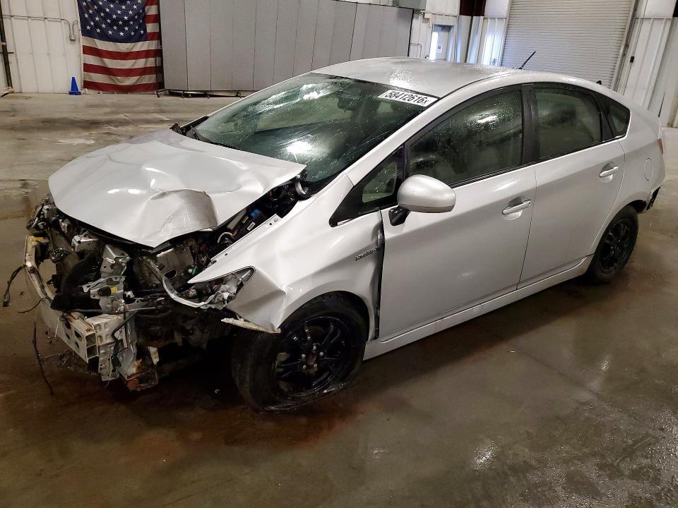 2015 Toyota Prius — фото 1