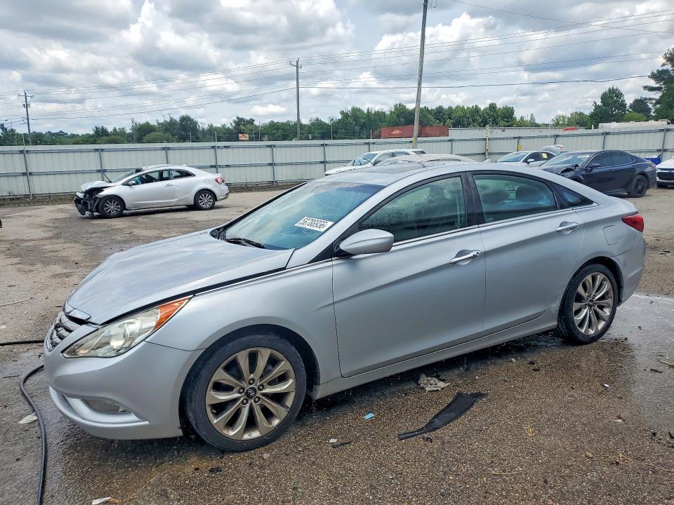 2011 Hyundai Sonata — фото 1