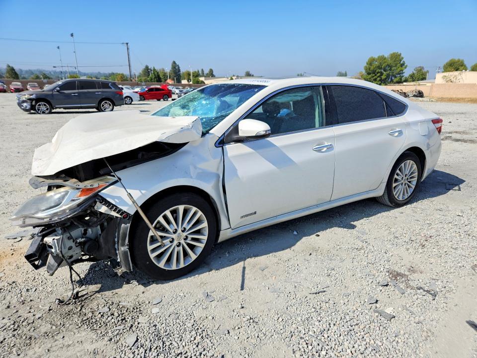 Toyota Avalon Hybrid