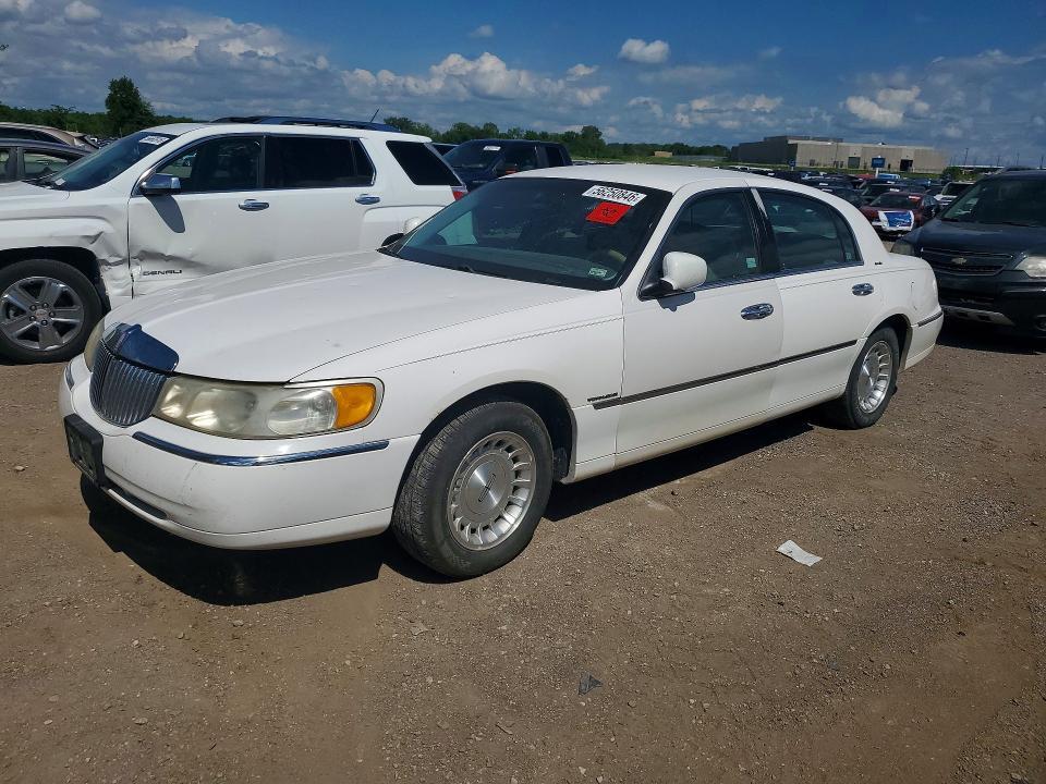 Lincoln Town Car
