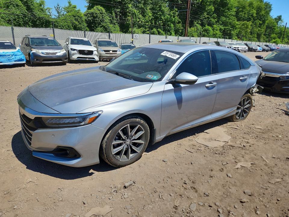 2022 Honda Accord — фото 1