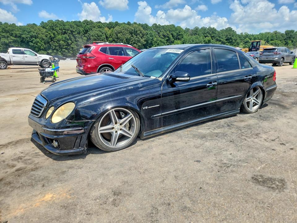 2005 Mercedes-Benz E — фото 1