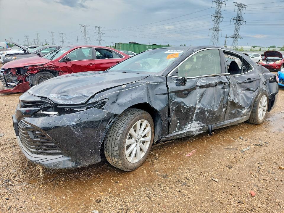 2018 Toyota Camry — фото 1