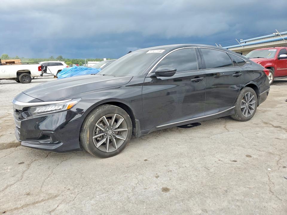 2022 Honda Accord — фото 1