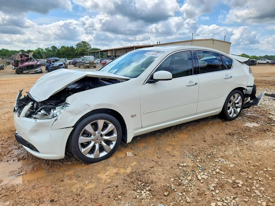 Infiniti M35