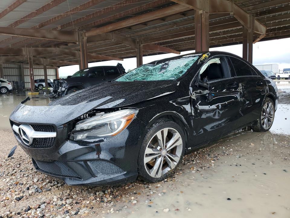 2015 Mercedes-Benz Cla — фото 1