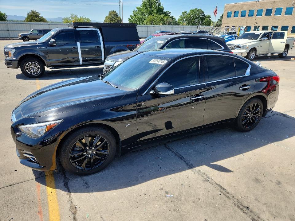 Infiniti Q50