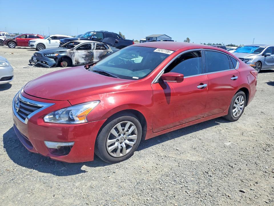 2014 Nissan Altima — фото 1