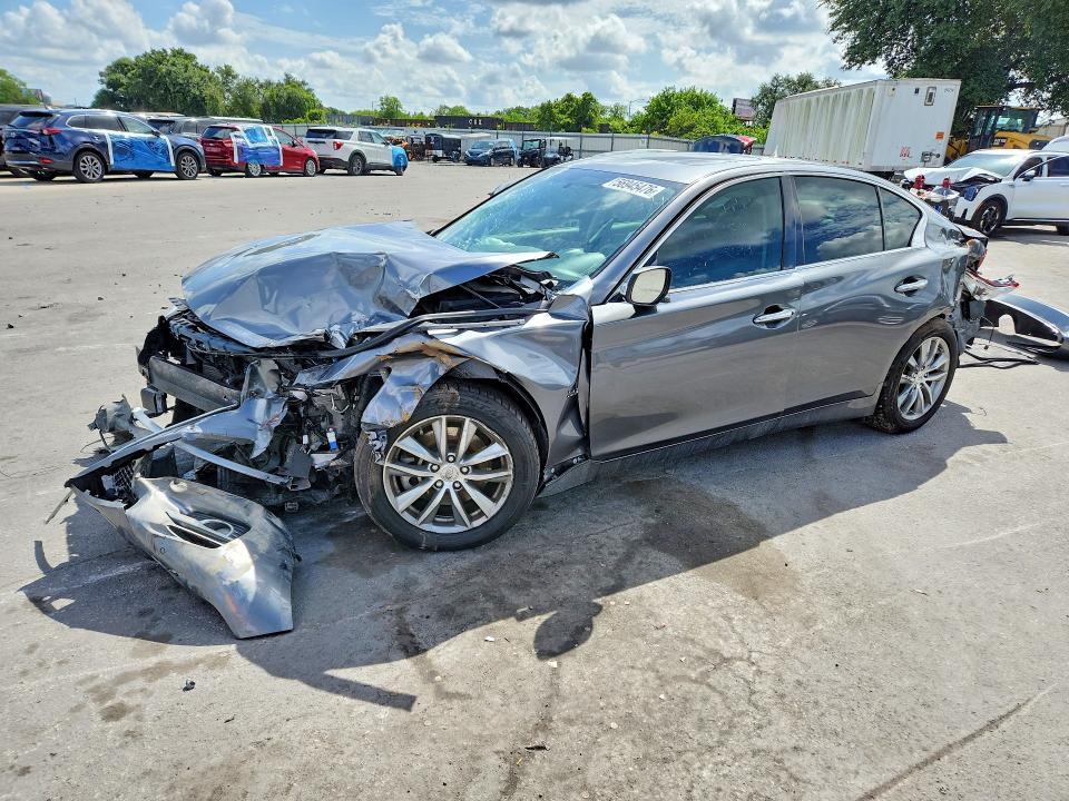 Infiniti Q50